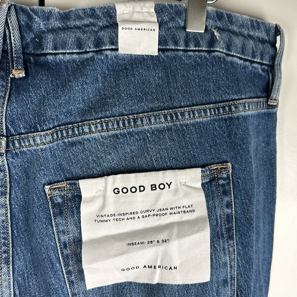 Good American Good Boy Jeans | Double Slit BLUE404 Wash - Picture 13 of 14